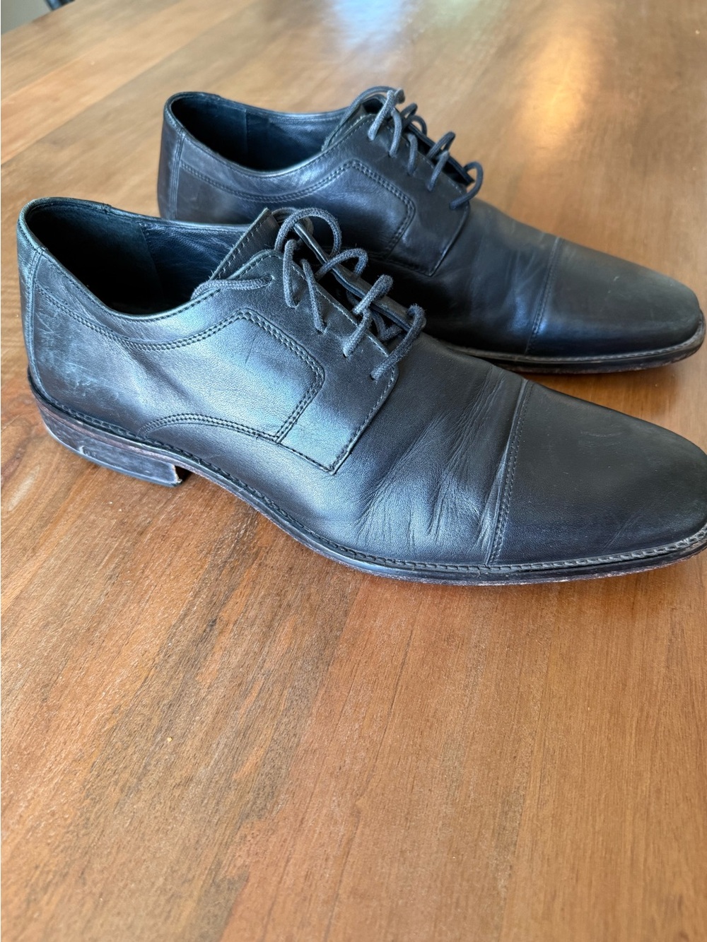 Johnston & Murphy Black Leather Cap-Toe Dress Shoes - 11